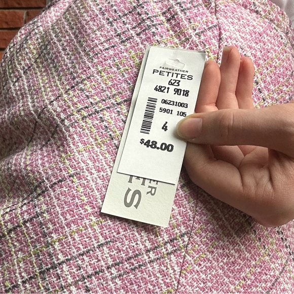 Pink tweed suit set - Picture 14 of 16